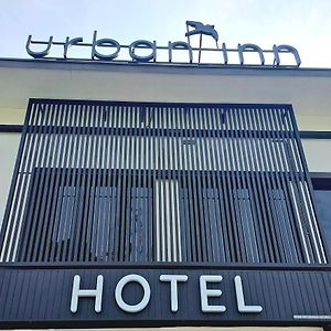 Urban Inn, Salak Tinggi